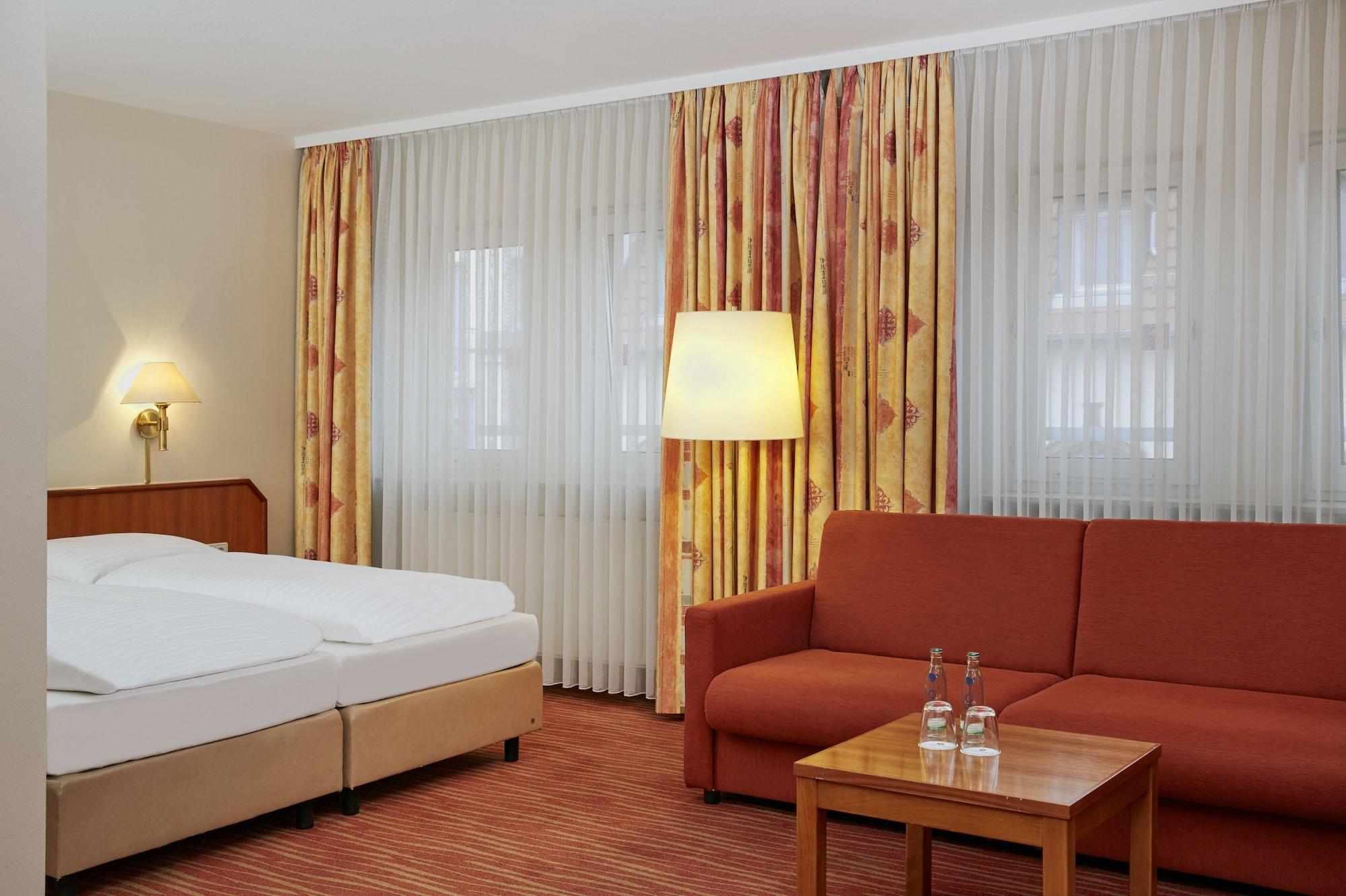Hotel Garner By Ihg 3*