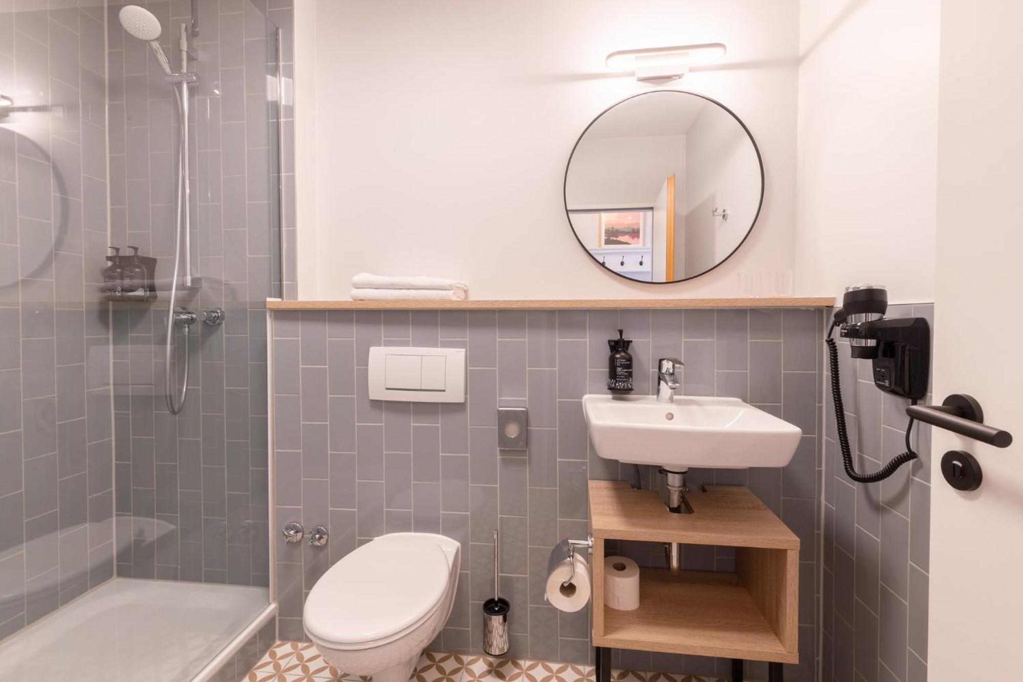Garner By Ihg Hotel 3*